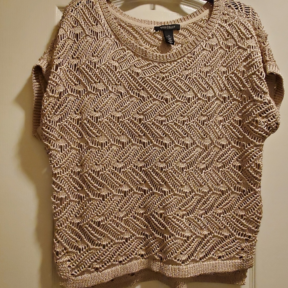 Top - Picture 2 of 4